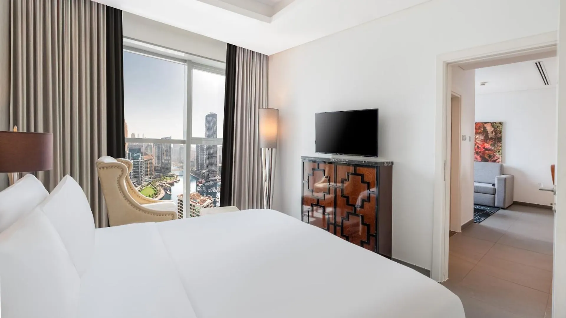 The First Collection Dubai Marina Hotel