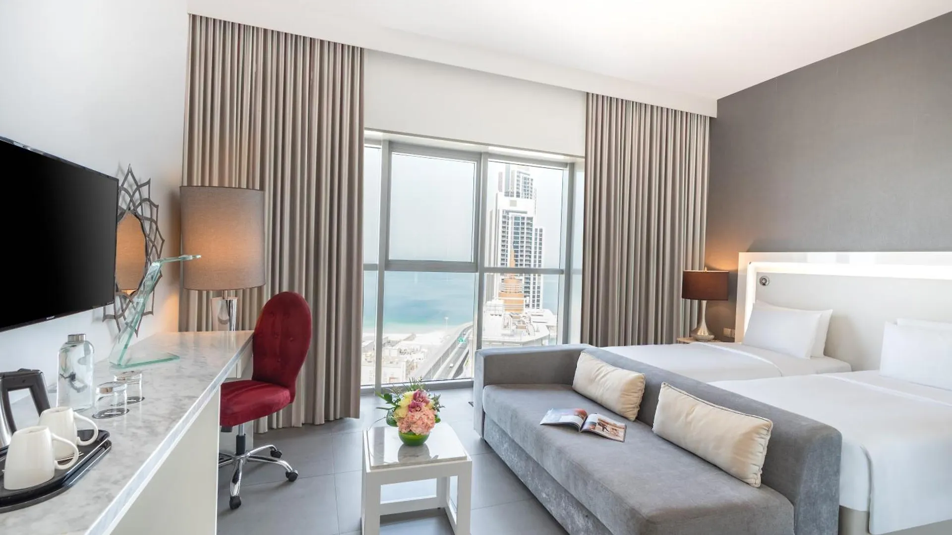 The First Collection Dubai Marina Hotel