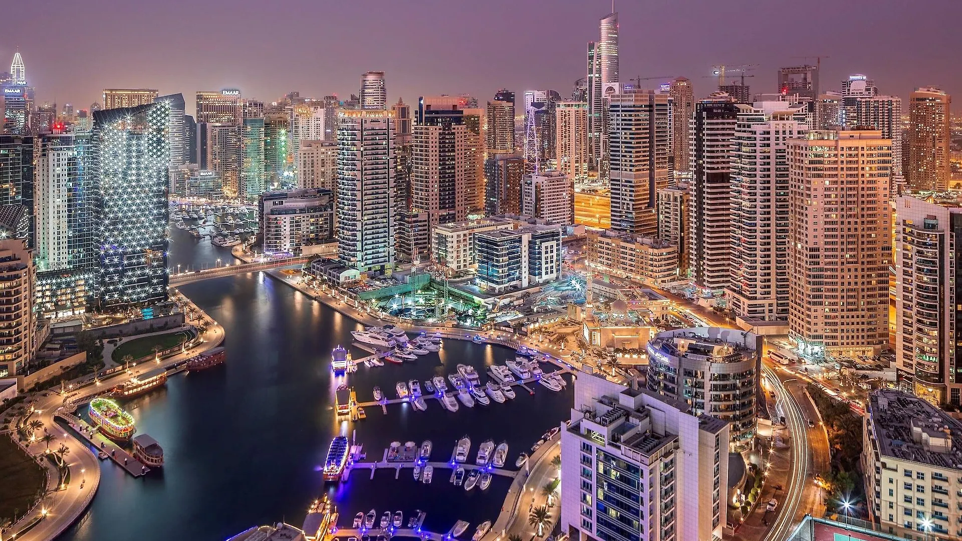 The First Collection Dubai Marina Hotel