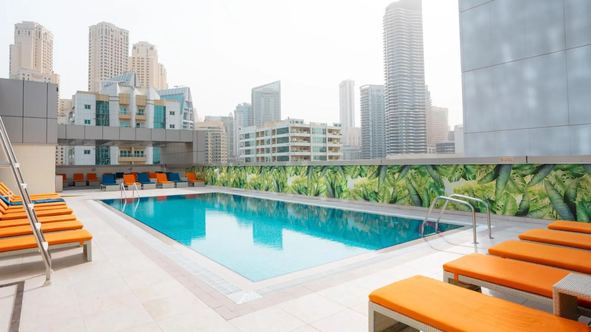 The First Collection Dubai Marina Hotel